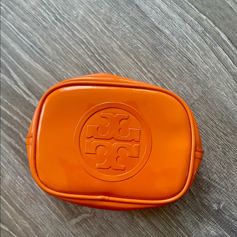Tory Burch accessory bag. Great condition.